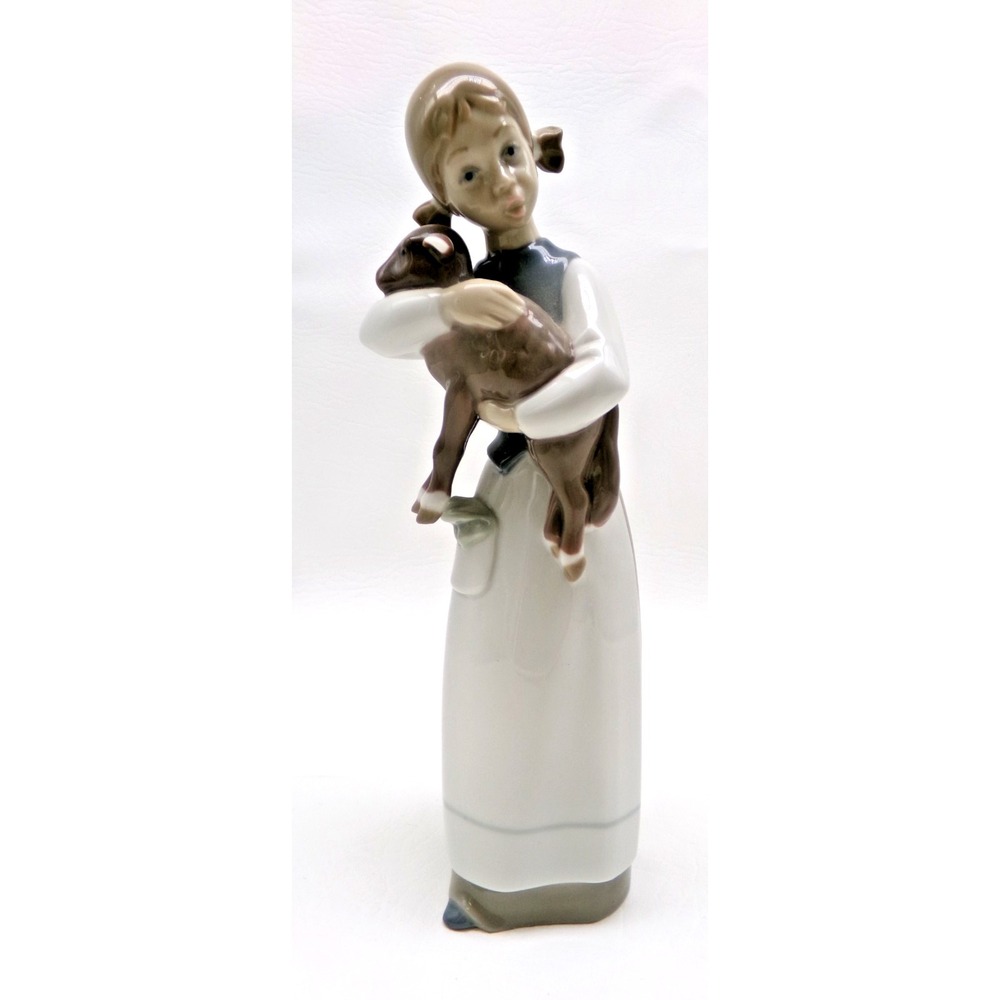 Lladro Porcelain Figure 8 3/4" Girl with Lamb #1010 Retired 1993 Julio Fernandez